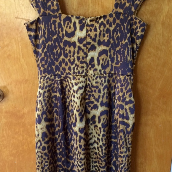 Leopard Print Tadashi Shoji Cocktail Dress - 10 - Picture 5 of 6